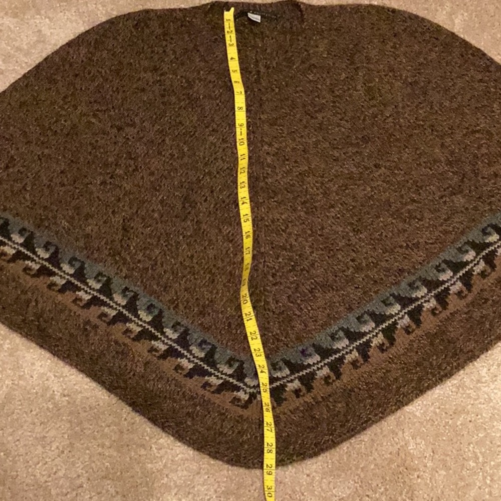 Poncho Peruvian Connections OS